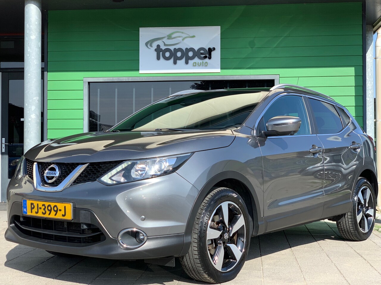 Nissan Qashqai - 1.2 N-Connecta | Automaat | 360 Camera | Trekhaak | - AutoWereld.nl