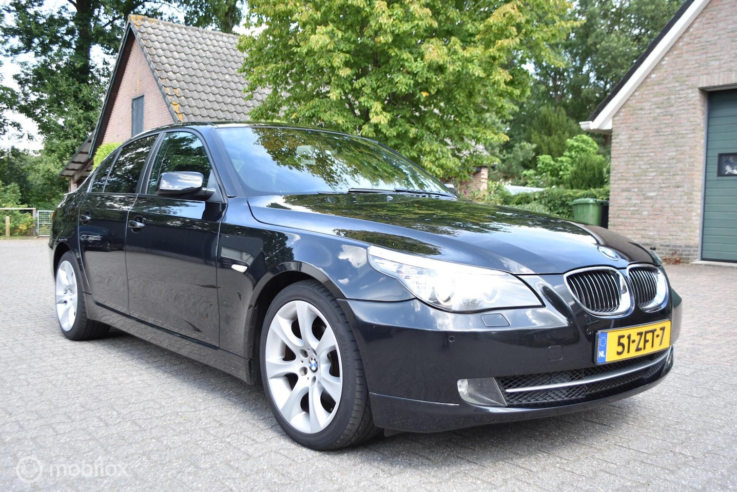 BMW 5-serie - 523i Edition lifestyle Line Aut - AutoWereld.nl