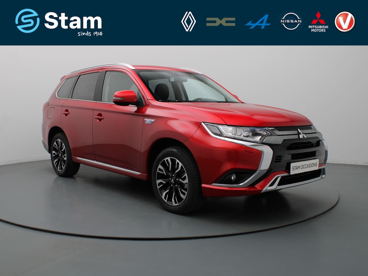 Mitsubishi Outlander - 240pk PHEV Intense+ Automaat 360° Camera | Cruise | Navi | Parkeersens. v+a - AutoWereld.nl
