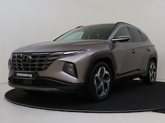Hyundai Tucson - 1.6 T-GDI PHEV 265pk Comfort Smart 4WD | Navigatie | Parkeercamera | Elektrische Achterkle