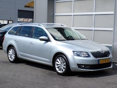 Skoda Octavia Combi - 1.6 TDI Greenline|Cruise|Navi|Trekh, |PDC