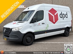 Mercedes-Benz eSprinter - eSprinter L2H2 55 kWh | € 11.950, - NETTO | Airco | Stoelverwarming | Keyless |