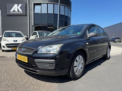 Ford Focus - 1.6-16V Champion/129.409 NAP/APK vol jaar/Airco/Trekhaak