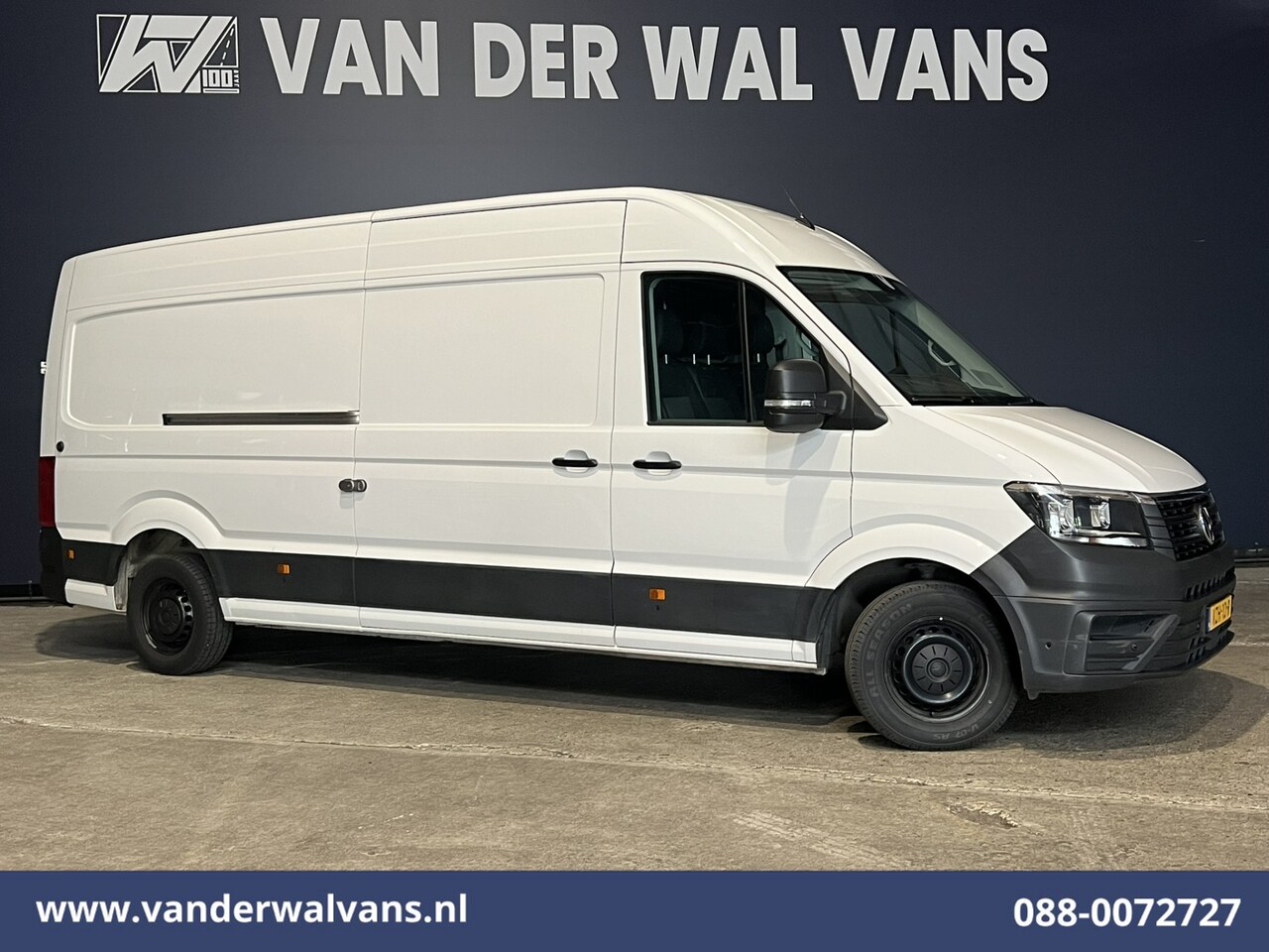 Volkswagen Crafter - 2.0 TDI 141pk L4H3 L3H2 Euro6 Airco | Camera | Apple Carplay | Android Auto | Parkeersenso - AutoWereld.nl