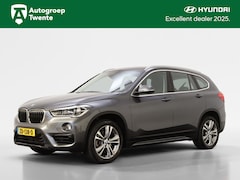 BMW X1 - sDrive20i Sport Line | afn. Trekhaak | Navigatie |