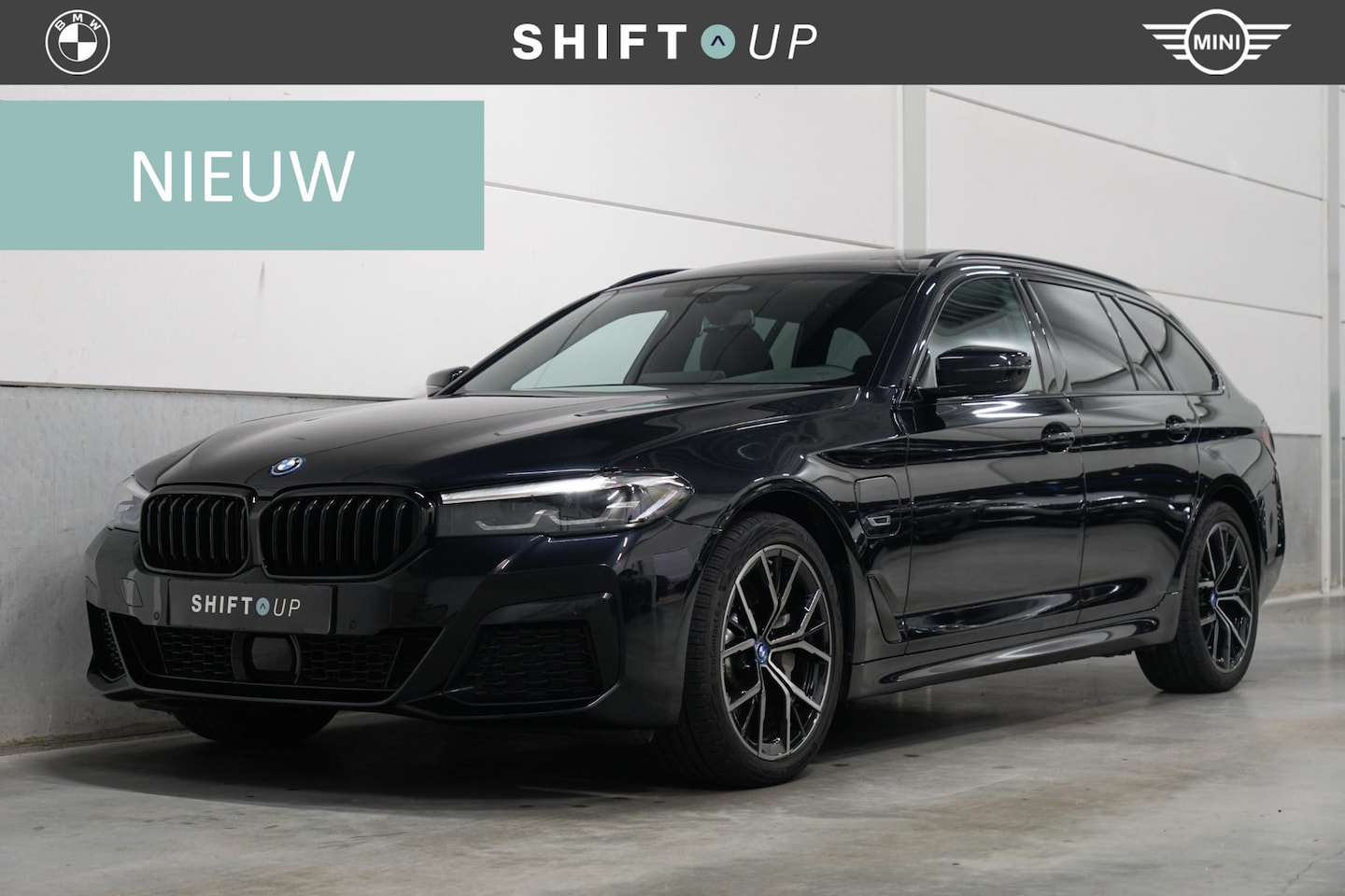 BMW 5-serie Touring - 530e xDrive M-Sport | Panoramadak | Premium Selection Garantie - AutoWereld.nl
