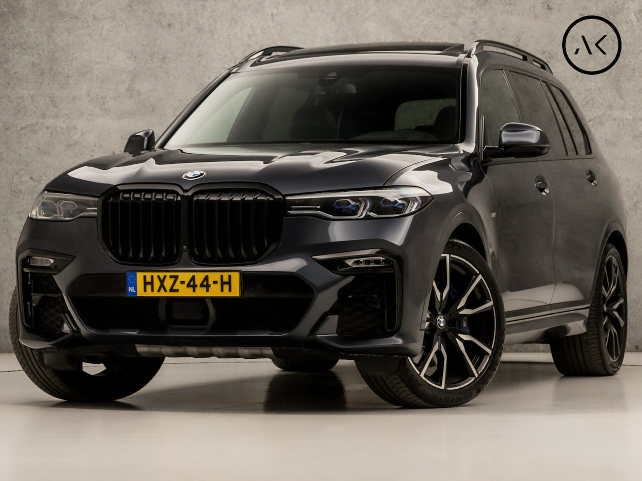 BMW X7 - xDrive40i M Sport High Executive 7 Persoons 340Pk Automaat (SKYLOUNGE PANORAMADAK, ALCANTA - AutoWereld.nl