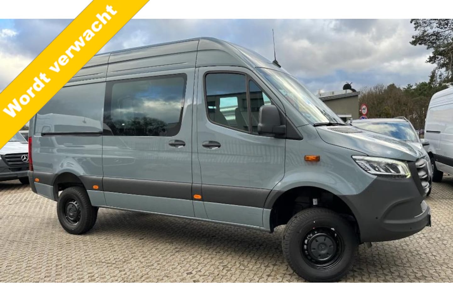 Mercedes-Benz Sprinter - 319 CDI 4x4 L2H2 Pro 4x4, Distronic, Vele opties!! - AutoWereld.nl