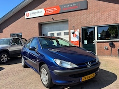 Peugeot 206 - 1.4 XT