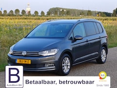 Volkswagen Touran - 1.2 TSI Comfortline 7p/ Cruise / Navigatie/ Clima