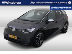 Volkswagen ID.3 - 204pk First Plus 58 kWh / Trekhaak Afneembaar / LED / Camera / Navigatie / 19" LMV
