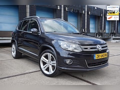 Volkswagen Tiguan - 2.0 TSI Sport&Style 4Motion