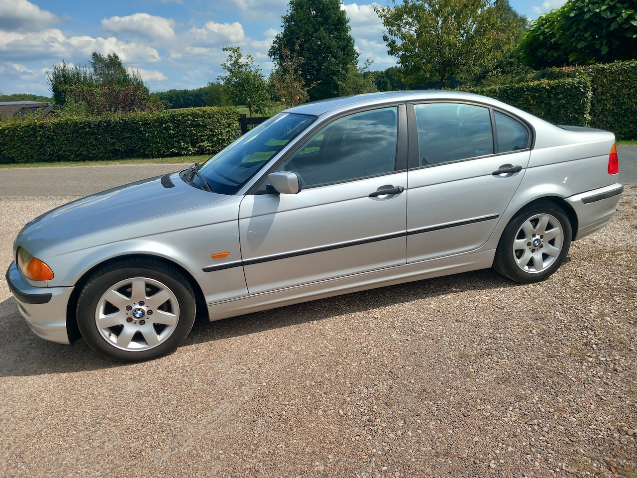 BMW 3-serie - 316i Executive Climat/Cruise Control! BJ00 Met APK - AutoWereld.nl