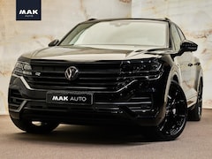 Volkswagen Touareg - R V6 eHybrid 4Motion, pano, tr.haak, massage, Dynaudio, softclose, keyless, 22'', HUD