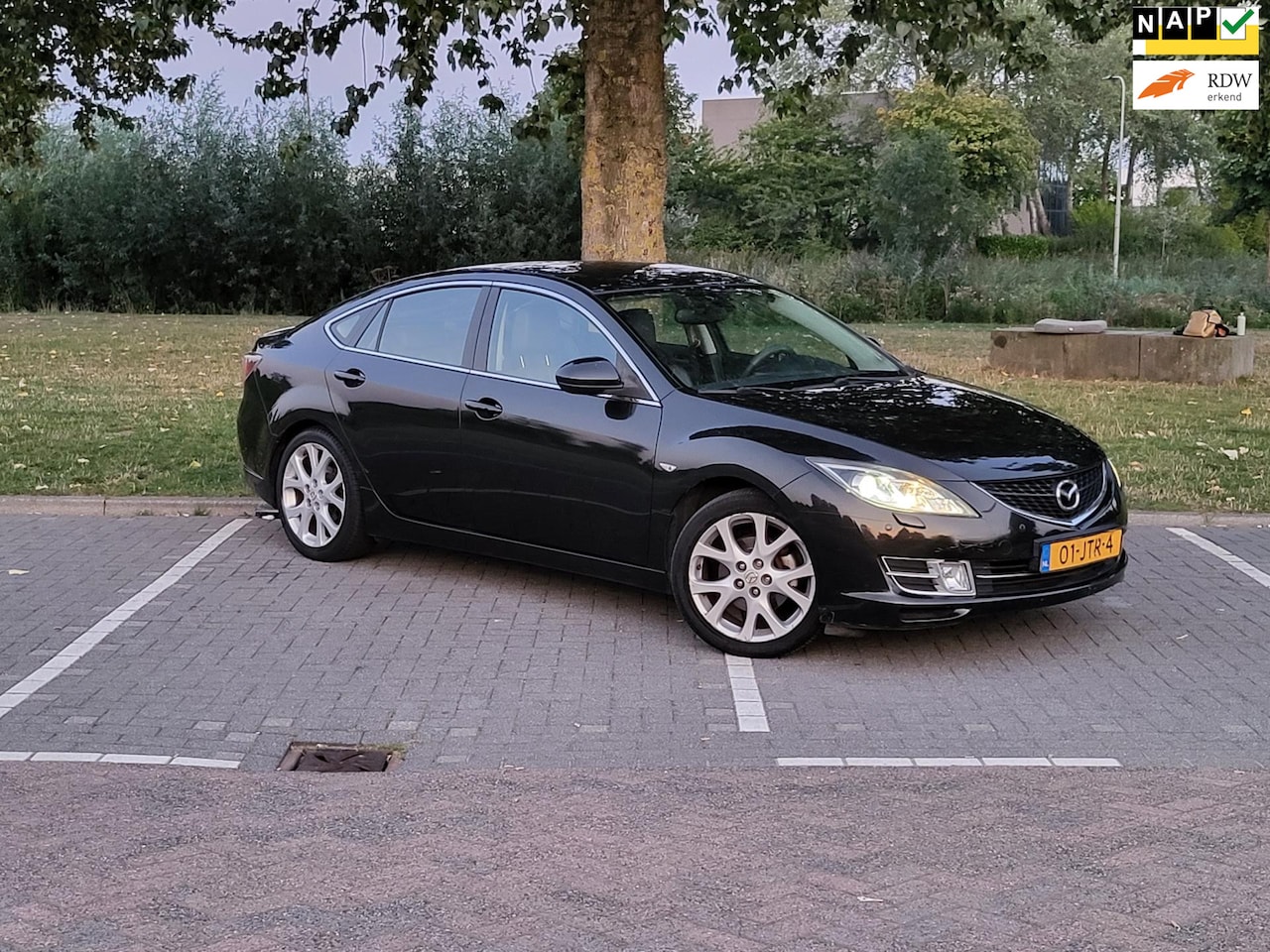 Mazda 6 - 2.5 S-VT Executive / Airco / Stoelverwarming / Nap / Nieuwe Apk - AutoWereld.nl