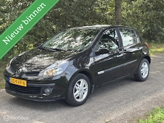 Renault Clio - 1.2 TCE | RipCurl | 2009 | Airco | Trekhaak