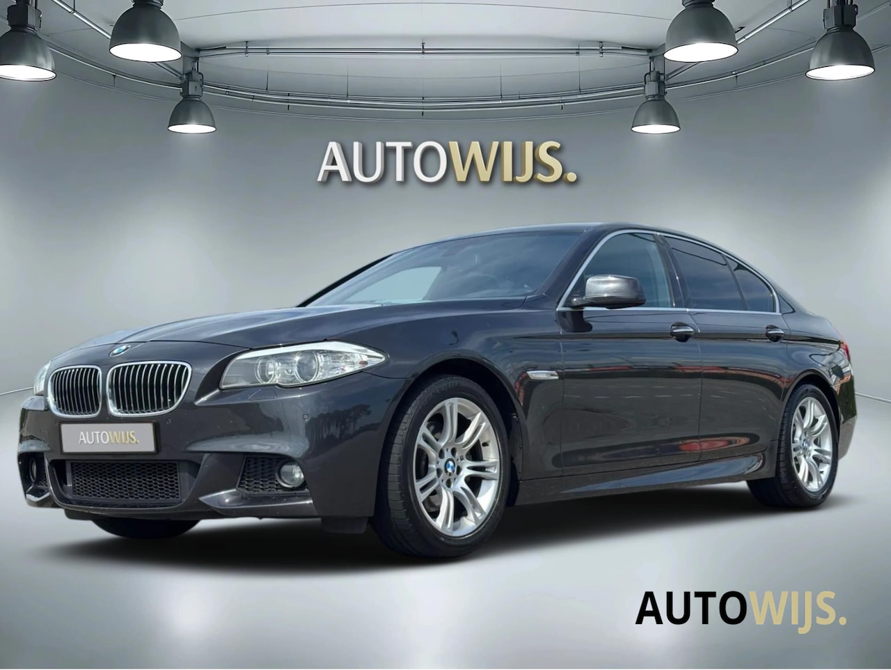 BMW 5-serie - 520i|M-SPORT|Trekhaak|NL AUTO|Elek stoel|Alcantara - AutoWereld.nl