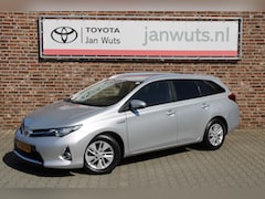 Toyota Auris Touring Sports - 1.8 Hybrid Aspiration + trekhaak