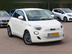 Fiat 500 - Icon 42 kWh / SoH 94% / Apple CarPlay / Parkeerhulp achter / Keyless / 16'' / DAB / Cruise