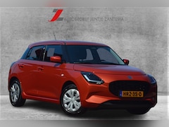 Suzuki Swift - 1.2 Comfort Smart Hybrid DEMO ALS NIEUW 4706 km zeer compleet met pdc camera lane assist a