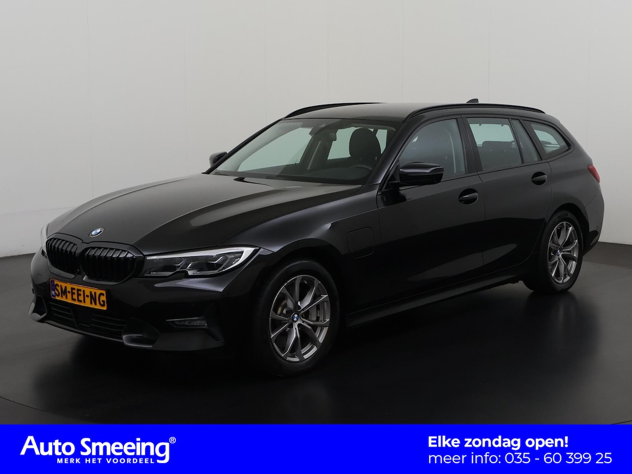 BMW 3-serie Touring - 330e Sport Line | Laserlight | 360 Camera | Head Up | Zondag Open! - AutoWereld.nl