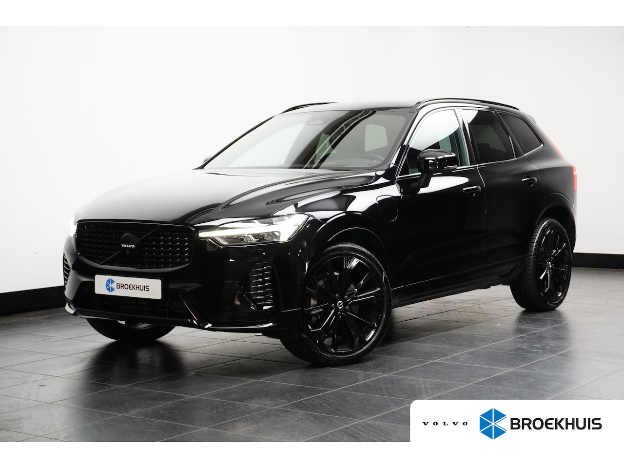 Volvo XC60 - 2.0 T8 Plug-in hybrid AWD Ultra Black Edition | Head-Up | 360Cam | Leder | ZeerCompleet! - AutoWereld.nl