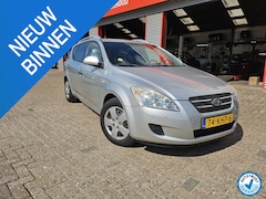 Kia Cee'd Sporty Wagon - 1.4 X-tra *handel/export alles werkt, tik in motor