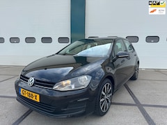 Volkswagen Golf - 1.2 TSI Trendline