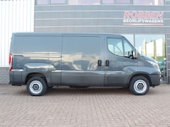Iveco Daily - 35S18V 3.0 352 Aut. Airco/Cruise/Nav Trekhaak H1L2