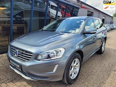 Volvo XC60 - 2.0 T5 AWD Momentum NAVI / LEER / TREKHAAK