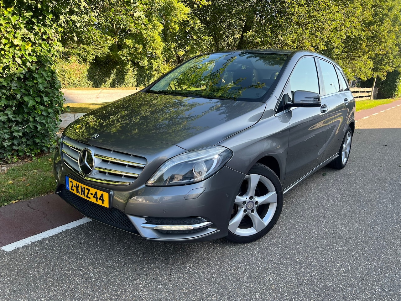 Mercedes-Benz B-klasse - 180 Ambition Navi PDC Clima - AutoWereld.nl