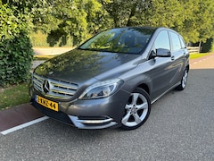 Mercedes-Benz B-klasse - 180 Ambition Navi PDC Clima