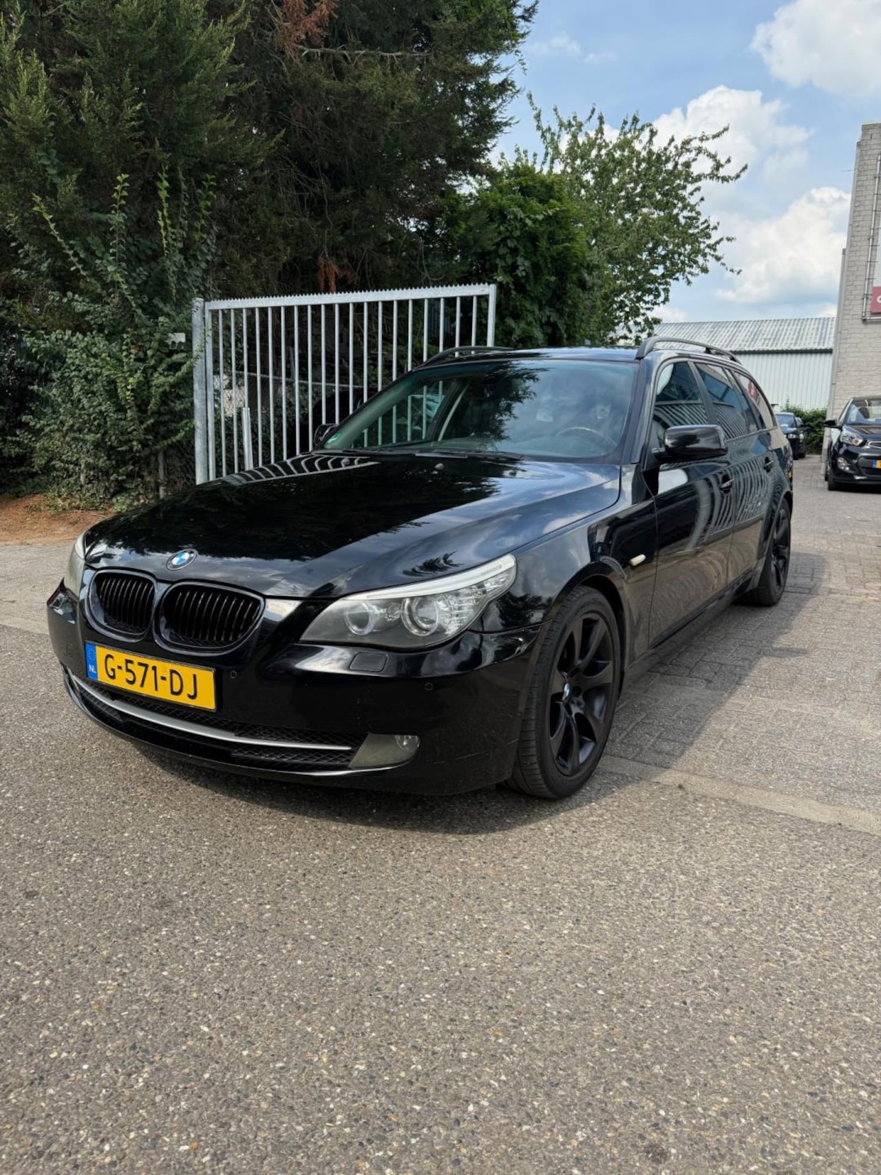 BMW 5-serie Touring - BMW 523i Touring LCI, APK 09/26, YOUNGTIMER, - AutoWereld.nl