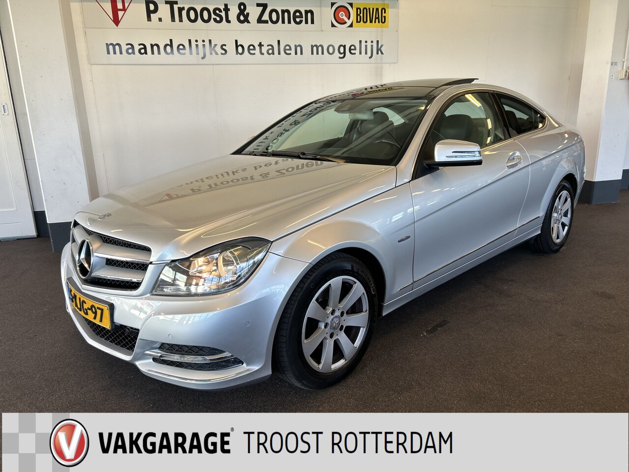Mercedes-Benz C-klasse Coupé - 180 Edition 1 Automaat | Panoramadak | Cruise control | Climate control | Navigatie | Stoe - AutoWereld.nl