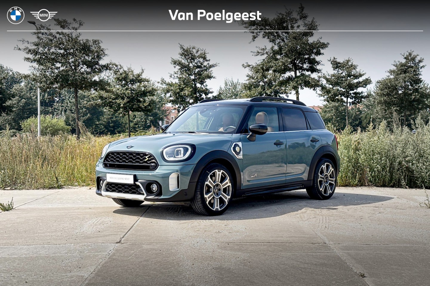 MINI Countryman - 2.0 Cooper S E ALL4 MINI Yours | Harman Kardon | Stoelverwarming | Glazen Panoramadak | - AutoWereld.nl