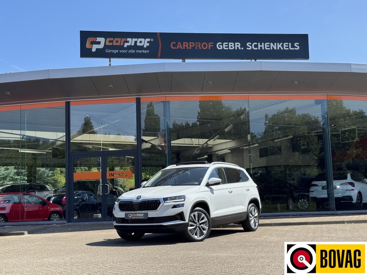 Skoda Karoq - 1.5 TSI ACT Business Edition DSG 150 pK | PANORAMADAK | CARPLAY | 18" L.M. | Elektrische a - AutoWereld.nl