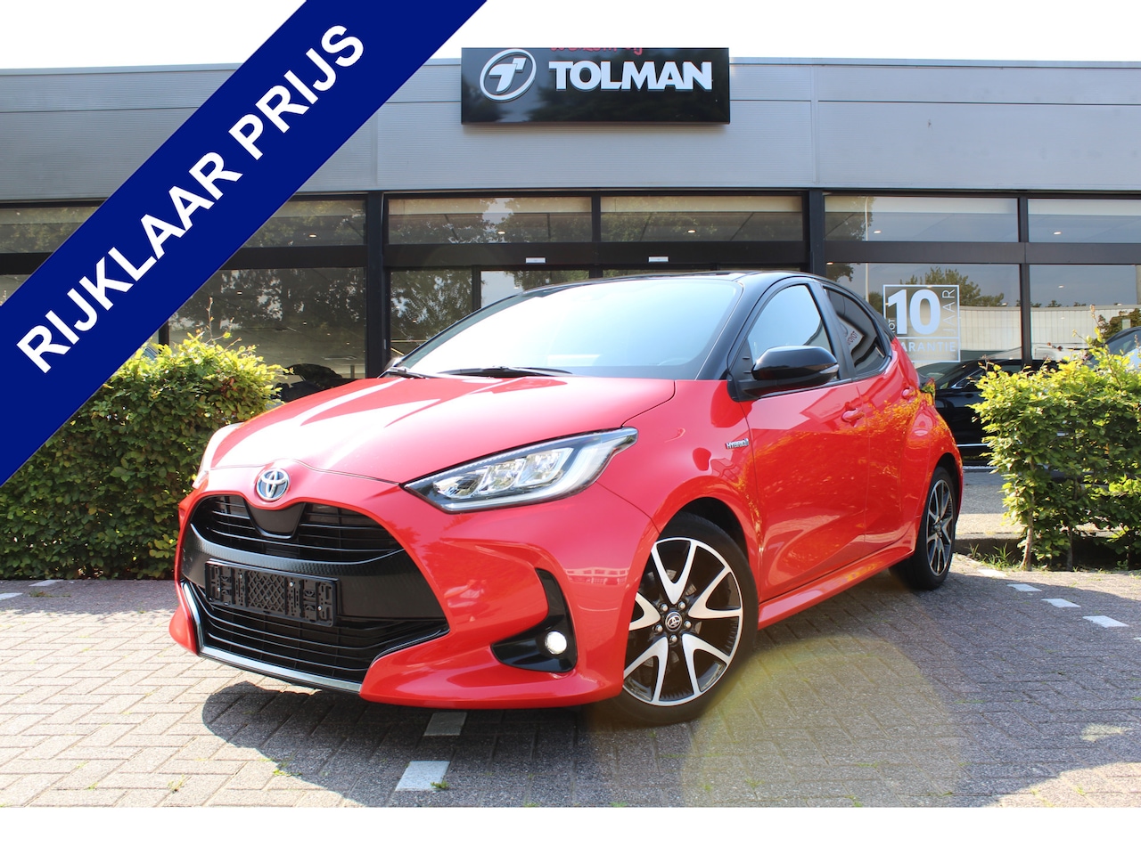 Toyota Yaris - 1.5 Hybrid Launch Edition Bi-Tone | Rijklaar | HUD | Stoel/Stuur-verwarming | Apple/Androi - AutoWereld.nl