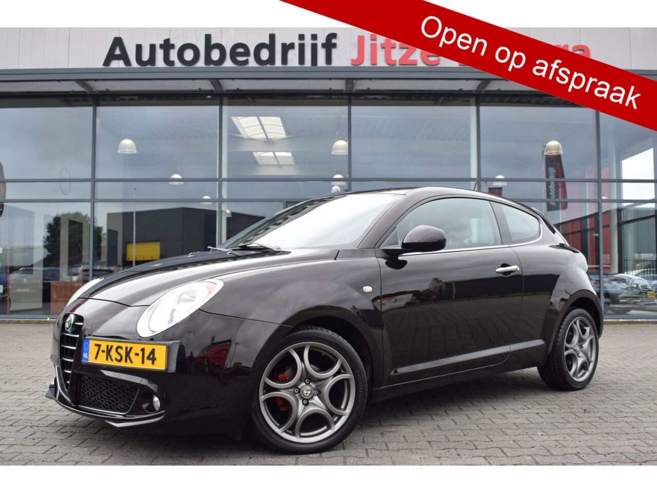 Alfa Romeo MiTo - 0.9 TwinAir Distinctive ECC | Bruin Leder | Telefonie | Sportstoelen | 17 Inch LMV - AutoWereld.nl