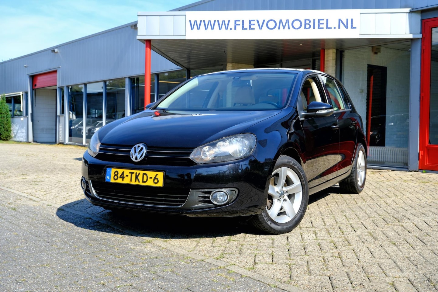 Volkswagen Golf - 2.0 TDI 140pk Highline BlueMotion Clima|Sportstoelen|LMV - AutoWereld.nl