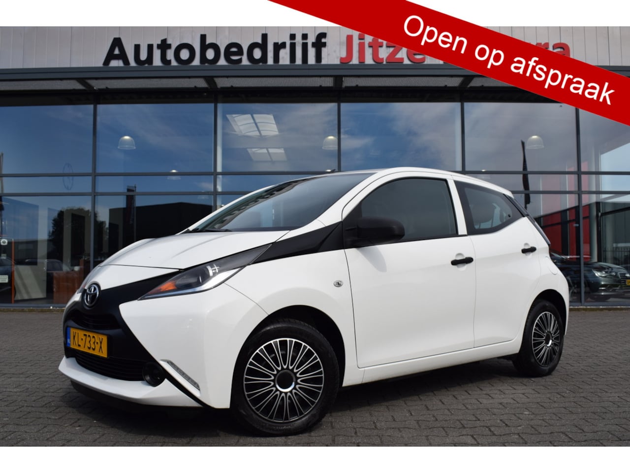 Toyota Aygo - 1.0 VVT-i 5Drs X-Now Airco | Originele Audio | Stuurbekrachtiging | Isofix - AutoWereld.nl
