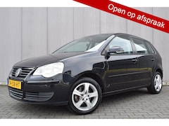 Volkswagen Polo - 1.4 16V 5Drs Comfortline Airco | JVC Audio | 15 Inch LMV | Isofix | Volledig Onderhouden