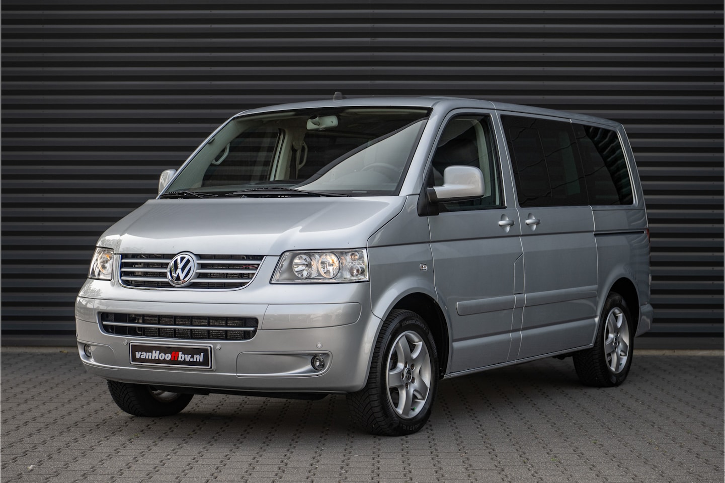 Volkswagen Transporter Multivan - 2.5 TDI 60 Edition Rolstoel bus - AutoWereld.nl