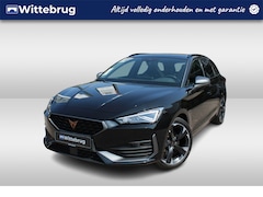 CUPRA Leon Sportstourer - 1.4 e-Hybrid 204pk Performance DSG Automaat / Navigatie / Full LED / Panorama dak / Keyles