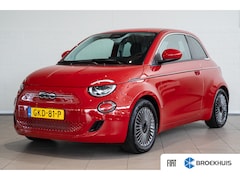 Fiat 500e - Urban 42 kWh | Stoel & Stuurverwarming | Camera | Parkeersensoren Voor & Achter | Climate