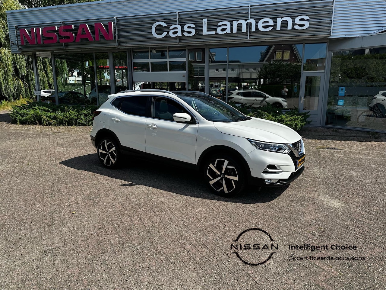 Nissan Qashqai - 1.3 DIG-T 140pk New Tekna - AutoWereld.nl