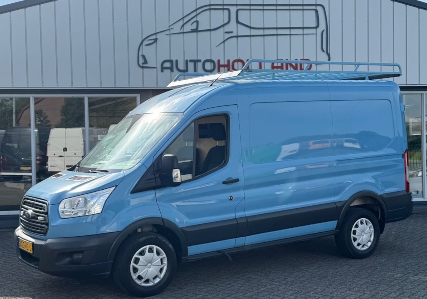Ford Transit - 2.0 TDCI 96KW 131PK L2H2 EURO 6 AIRCO/ CRUISE CONTROL/ NAVIGATIE/ IMPERIAAL/ 100% DEALERON - AutoWereld.nl