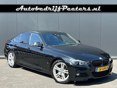 BMW 3-serie - 330e M Sport Leder LED Camera Carplay Driving Assistant NL-auto