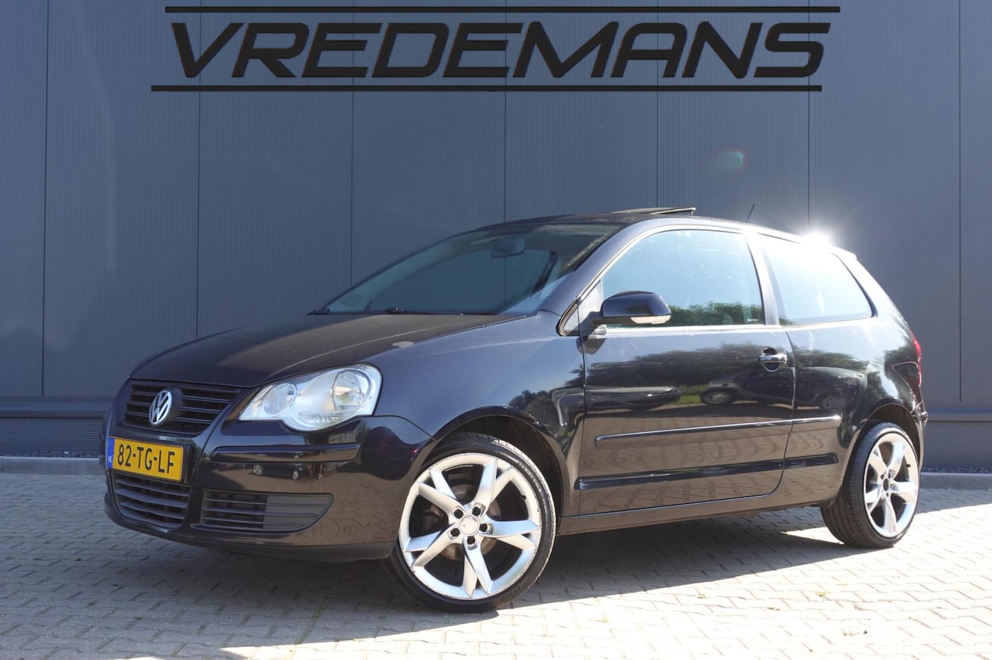 Volkswagen Polo - 1.4-16V Optive 1.4-16V Optive - AutoWereld.nl