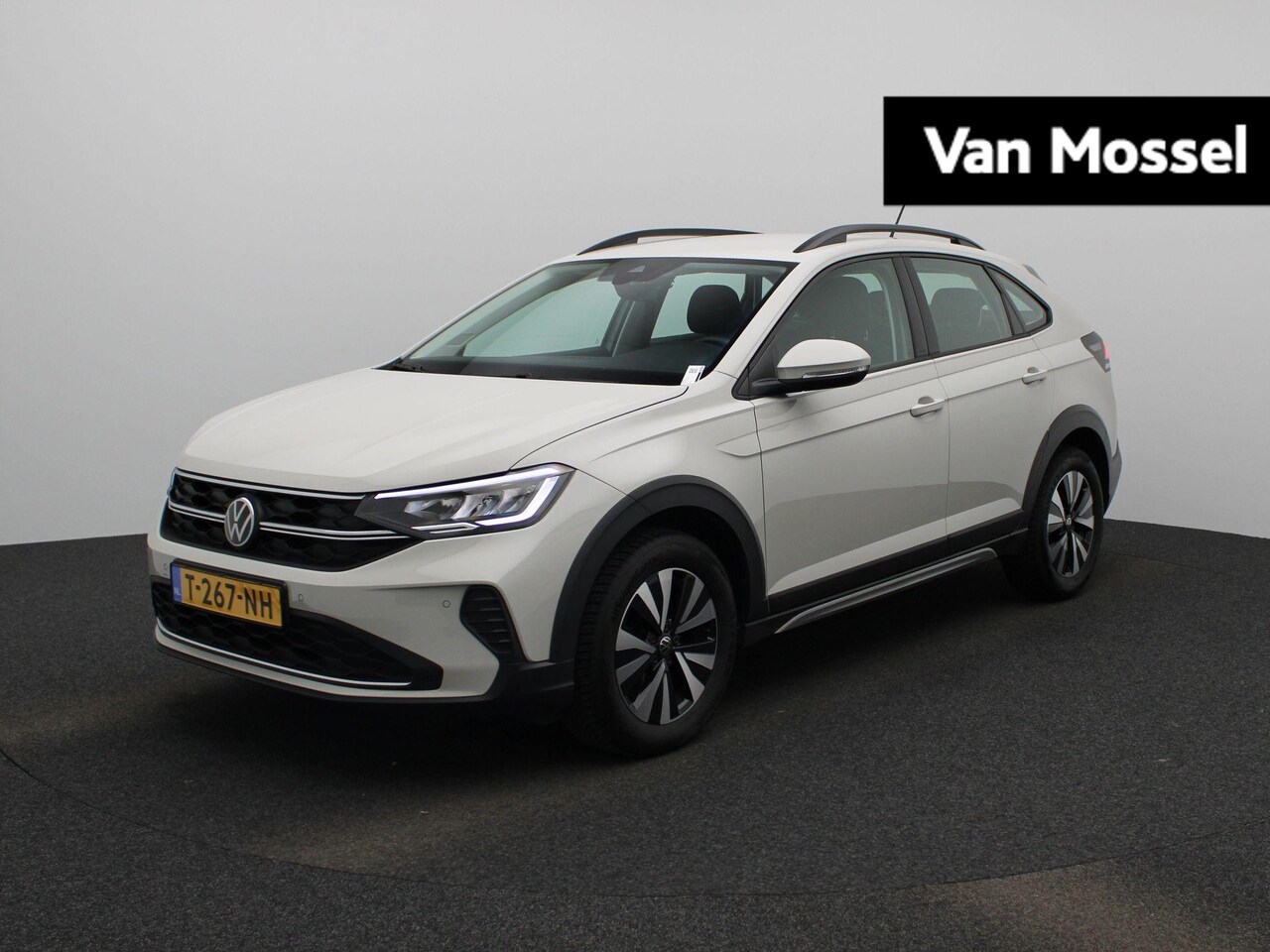 Volkswagen Taigo - 1.0 TSI Life 95 PK | Digital Cockpit | All Season Banden | Parkeersensoren | App Connect | - AutoWereld.nl