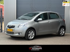 Toyota Yaris - 1.3 VVTi Luna MMT AUTOMAAT / CLIMA / KEYLESS